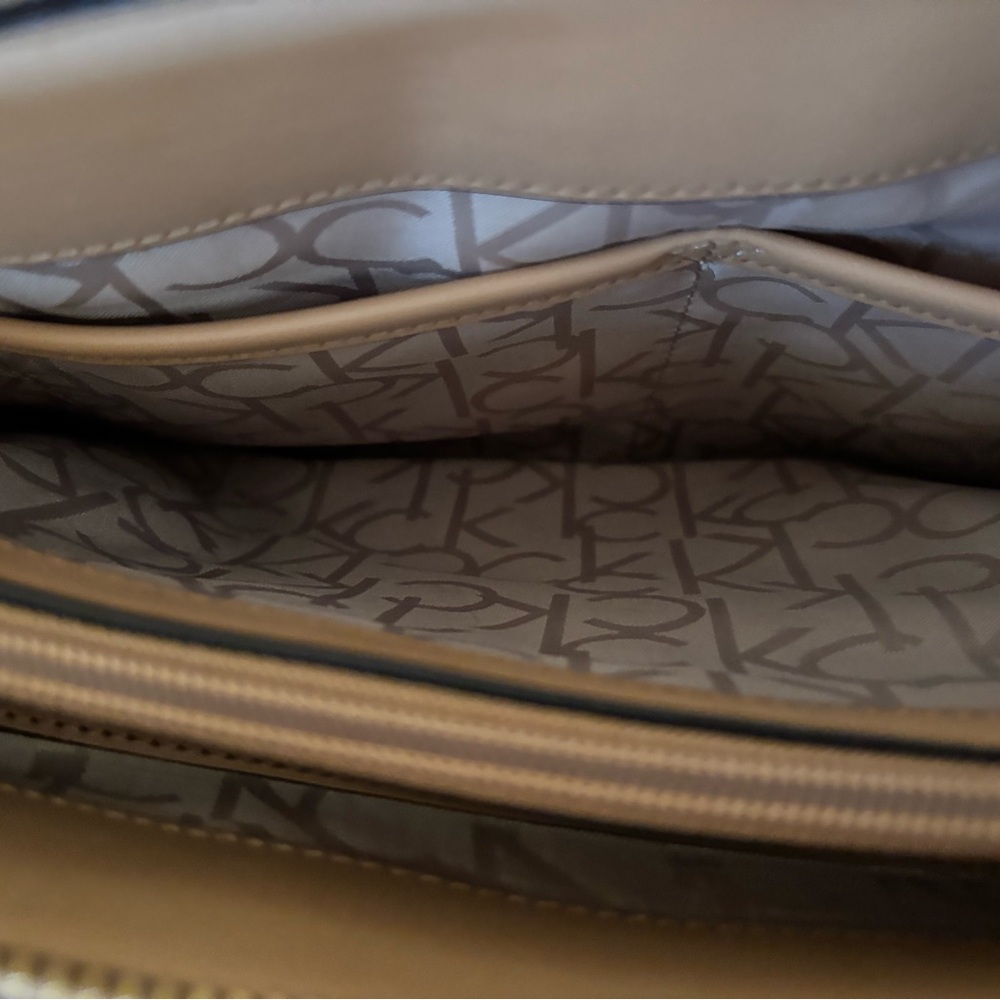 Great Condition Calvin Klein Monogrammed Crossbod… - image 6